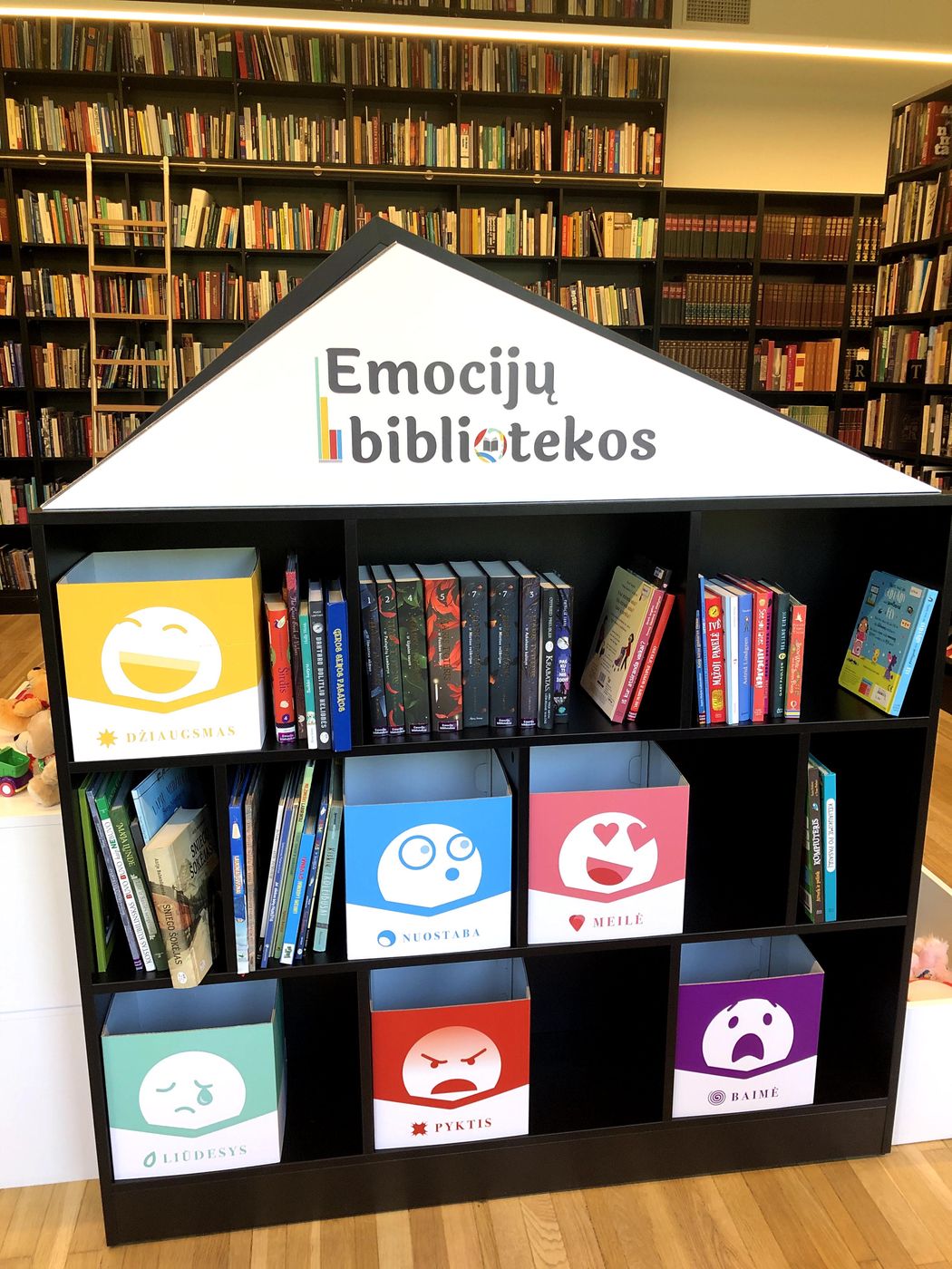 Une Bibliothèque des Émotions en lituanien